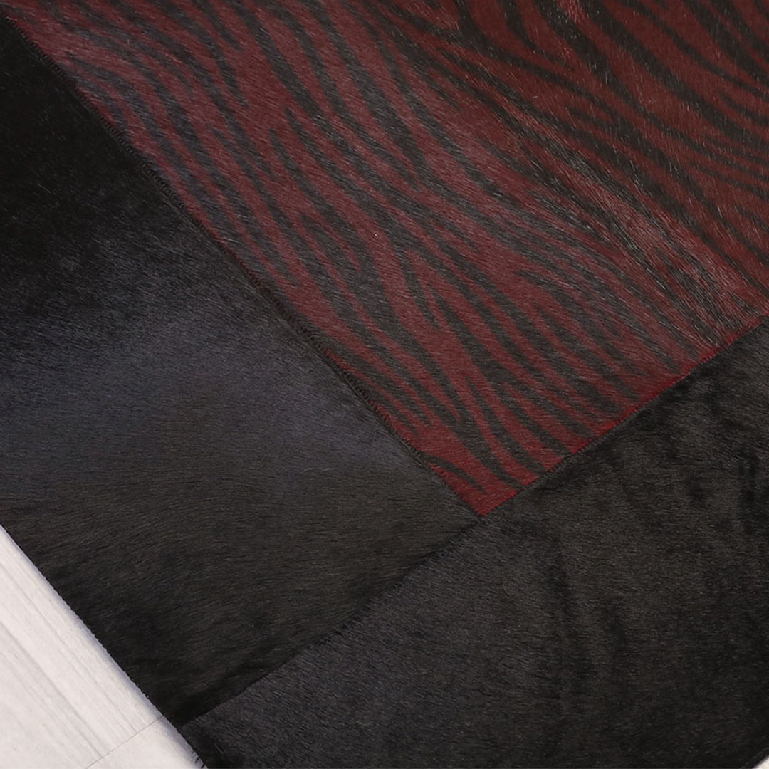 Hakiki Deri Bordo Zebra Desenli Deri Halı