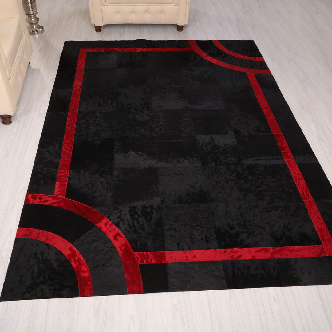 Hakiki Deri Kırmızı Desenli Siyah Astragan Deri Halı